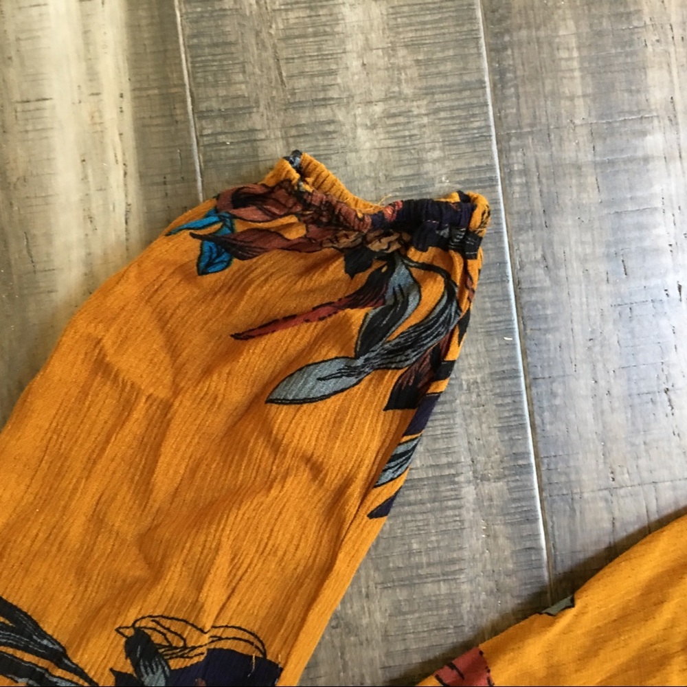 Tunic - Picture 2 of 3